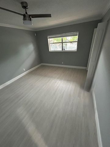 6361 N FALLS CIR Drive 212, Lauderhill, FL 33319