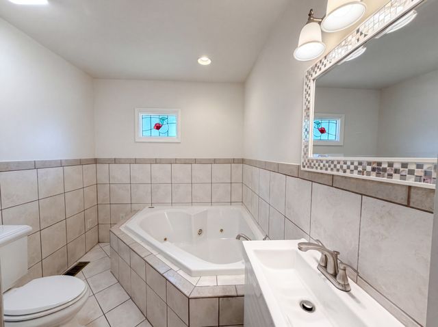 519 Brentview Hills Dr, Nashville, TN 37220
