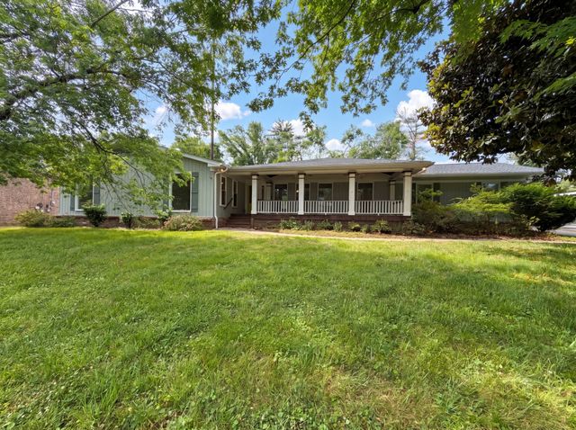 519 Brentview Hills Dr, Nashville, TN 37220