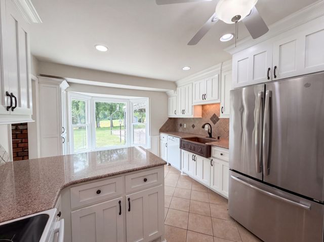 519 Brentview Hills Dr, Nashville, TN 37220