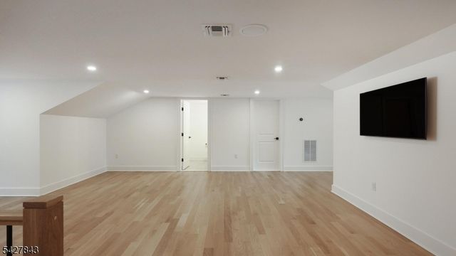 15 School Ave, Chatham Twp., NJ 07928