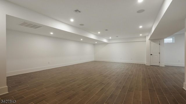 15 School Ave, Chatham Twp., NJ 07928