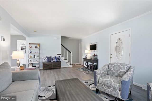 89 RED STONE CIR, Reinholds, PA 17569