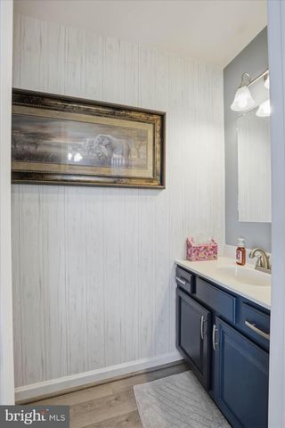 89 RED STONE CIR, Reinholds, PA 17569
