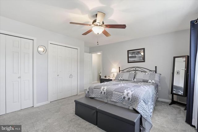 89 RED STONE CIR, Reinholds, PA 17569
