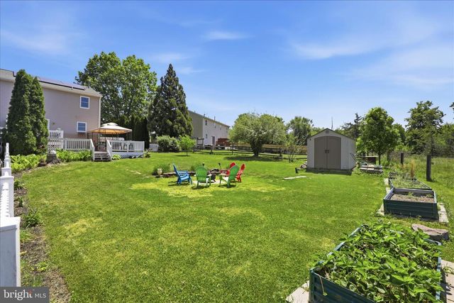 89 RED STONE CIR, Reinholds, PA 17569