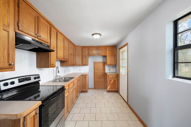 19060 4th Avenue, Wheatland, MO 65779