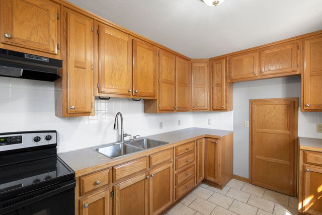 19060 4th Avenue, Wheatland, MO 65779