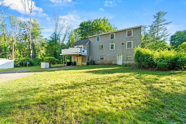 158 King St, Groveland, MA 01834