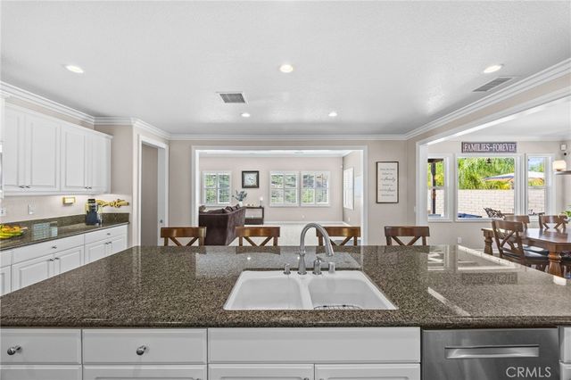 3274 Stoneberry Lane, Corona, CA 92882