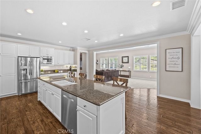 3274 Stoneberry Lane, Corona, CA 92882