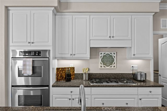 3274 Stoneberry Lane, Corona, CA 92882