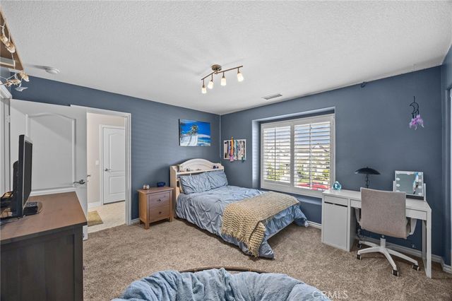 3274 Stoneberry Lane, Corona, CA 92882