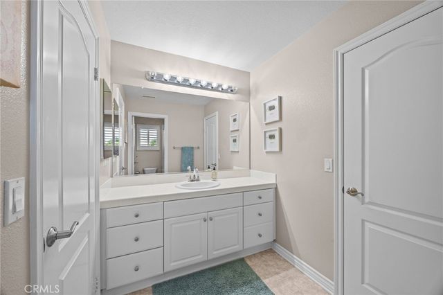 3274 Stoneberry Lane, Corona, CA 92882