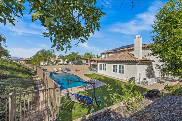3274 Stoneberry Lane, Corona, CA 92882