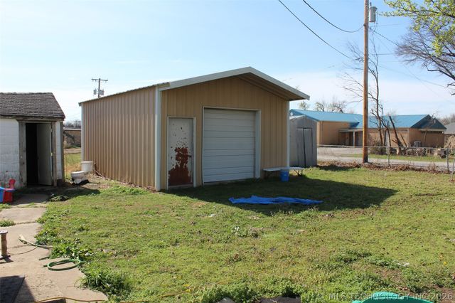 110 S Broadway Avenue, Inola, OK 74036