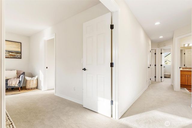 24419 214th Avenue SE, Maple Valley, WA 98038