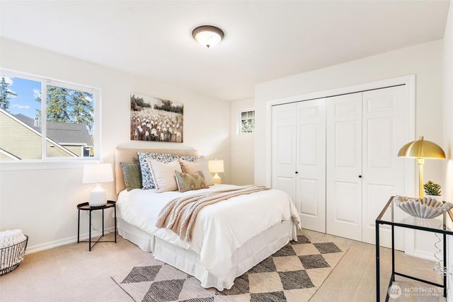 24419 214th Avenue SE, Maple Valley, WA 98038