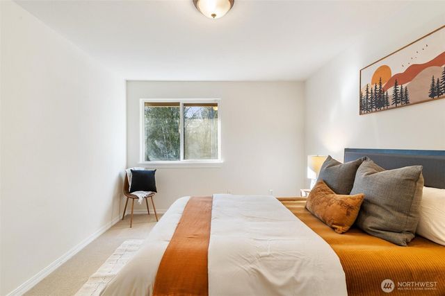 24419 214th Avenue SE, Maple Valley, WA 98038