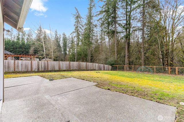 24419 214th Avenue SE, Maple Valley, WA 98038
