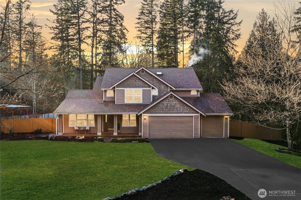 24419 214th Avenue SE, Maple Valley, WA 98038