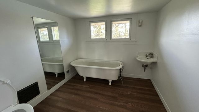 234 S D Street, Tulare, CA 93274