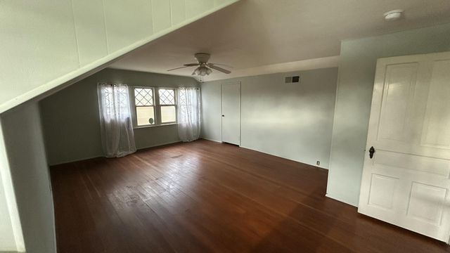 234 S D Street, Tulare, CA 93274