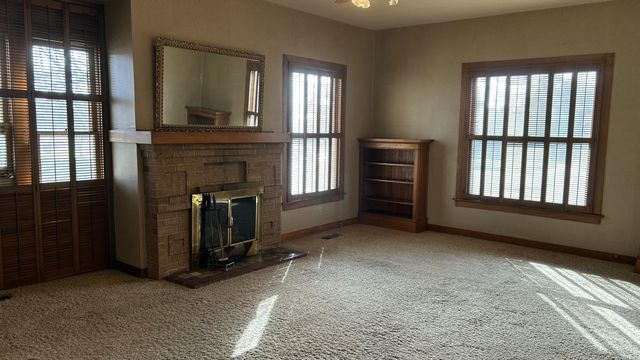 234 S D Street, Tulare, CA 93274