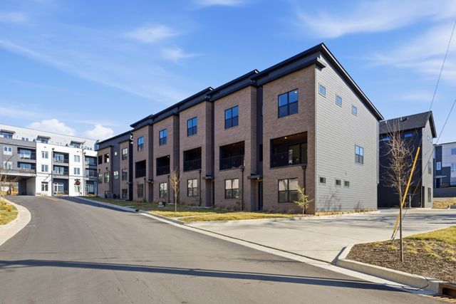 975 Dozier Pl 4*, Nashville, TN 37216