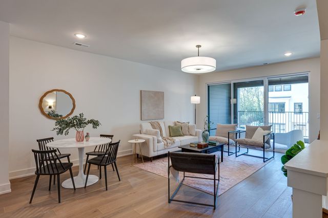 975 Dozier Pl 4*, Nashville, TN 37216