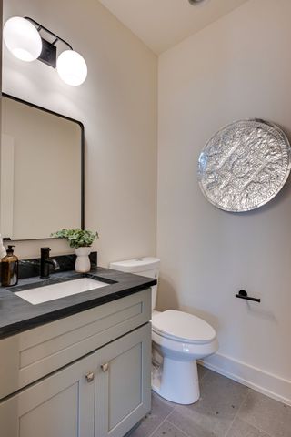 975 Dozier Pl 4*, Nashville, TN 37216