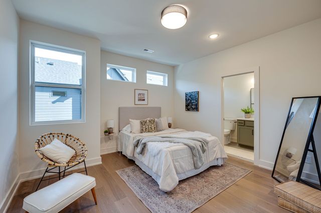 975 Dozier Pl 4*, Nashville, TN 37216