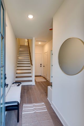 975 Dozier Pl 4*, Nashville, TN 37216