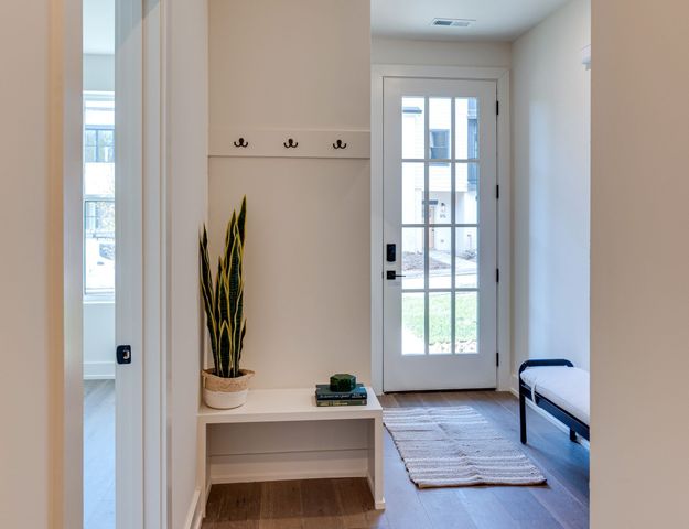 975 Dozier Pl 4*, Nashville, TN 37216