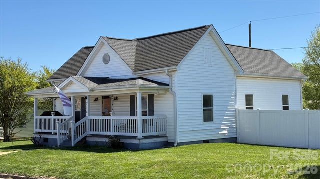 714 Brook Street, Belmont, NC 28012