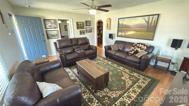 714 Brook Street, Belmont, NC 28012