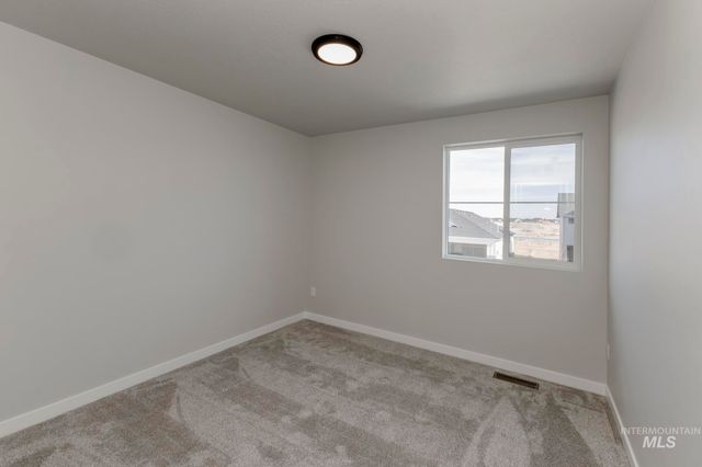 17621 N Boone Peak Ave, Nampa, ID 83687