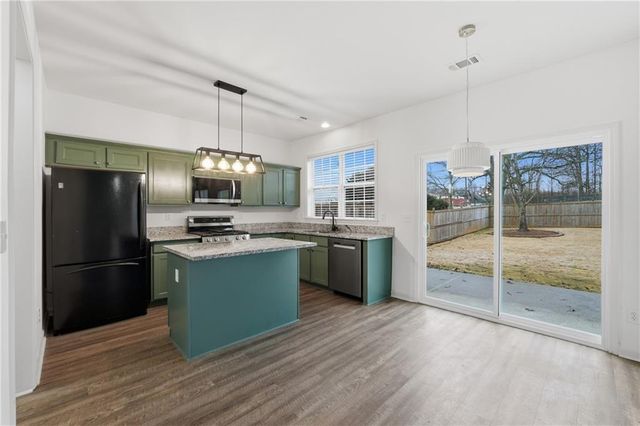 3680 Moor Pointe Drive, Cumming, GA 30040