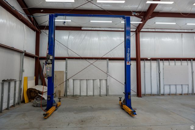 214 W WILLIAMS LN, Grantsville, UT 84029