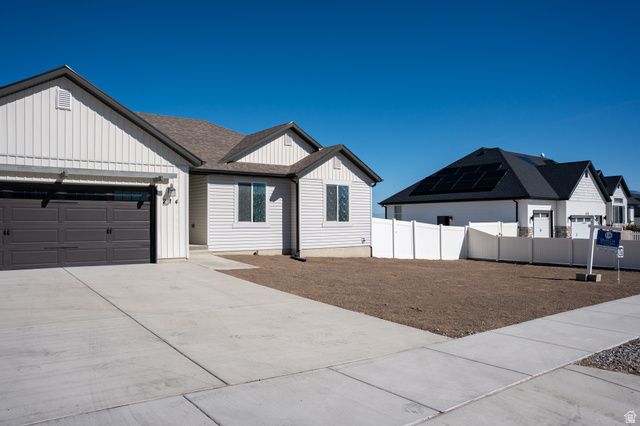 214 W WILLIAMS LN, Grantsville, UT 84029