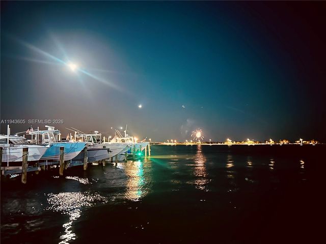 1925 Brickell Ave 1403, Miami, FL 33129