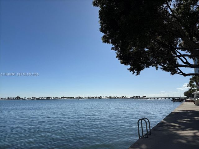 1925 Brickell Ave 1403, Miami, FL 33129