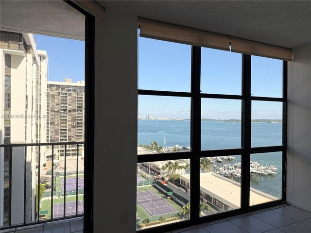 1925 Brickell Ave 1403, Miami, FL 33129