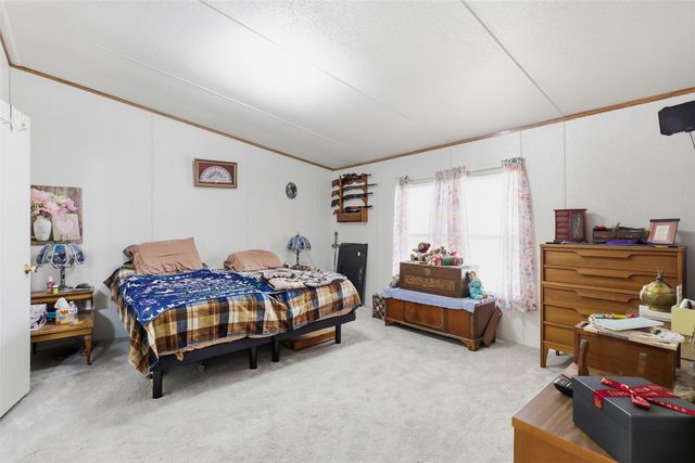 1650 Stony Valley Drive, Ponder, TX 76259