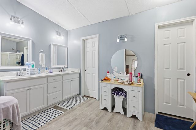 1650 Stony Valley Drive, Ponder, TX 76259