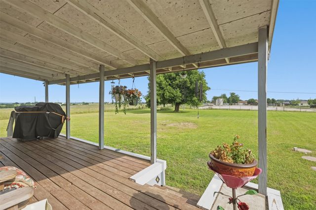 1650 Stony Valley Drive, Ponder, TX 76259