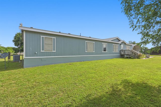 1650 Stony Valley Drive, Ponder, TX 76259