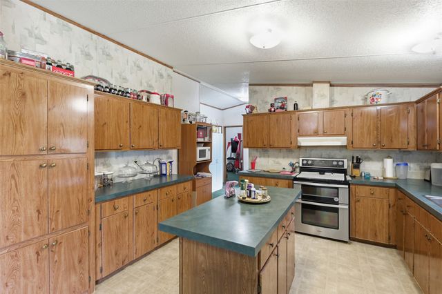 1650 Stony Valley Drive, Ponder, TX 76259