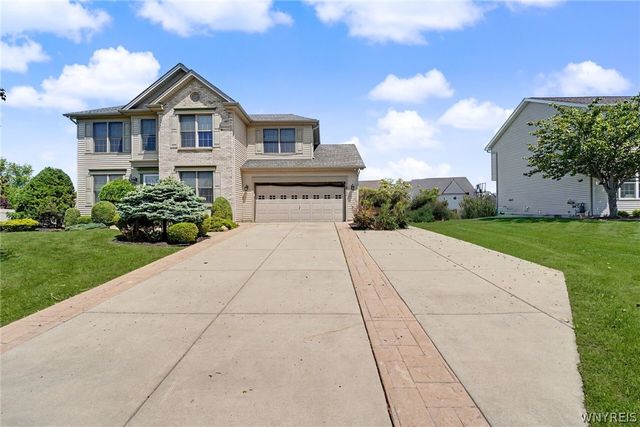 2322 Hobblebush Lane, Hamburg, NY 14085