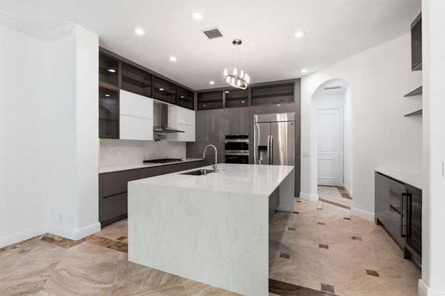 260 NE WAVECREST Court, Boca Raton, FL 33432